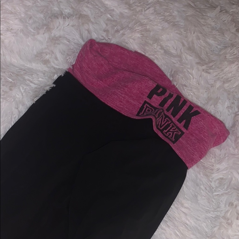 pink yoga pants